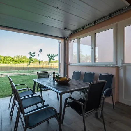 In With Sea View, Balcony, Air Conditioning, Wifi 3598-3 Lejlighed