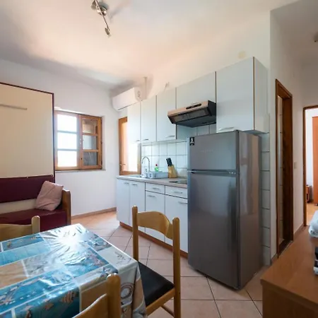In With Sea View, Balcony, Air Conditioning, Wifi 3598-3 *