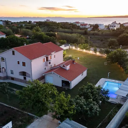 Lägenhet In With Sea View, Balcony, Air Conditioning, Wifi 3598-3