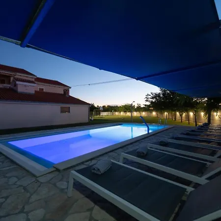 In With Sea View, Balcony, Air Conditioning, Wifi 3598-3
